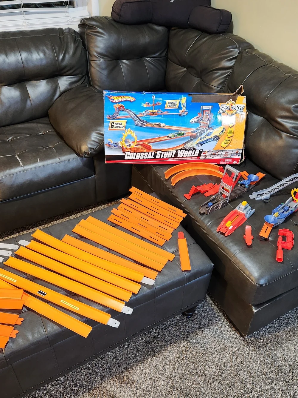 Vintage Hot Wheels Colossal Stunt World Track Set Missing Carousel & Cars.